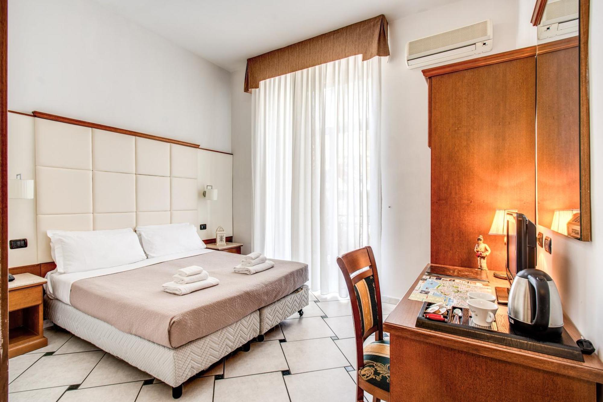 Garibaldi Suite Neapel Exterior foto